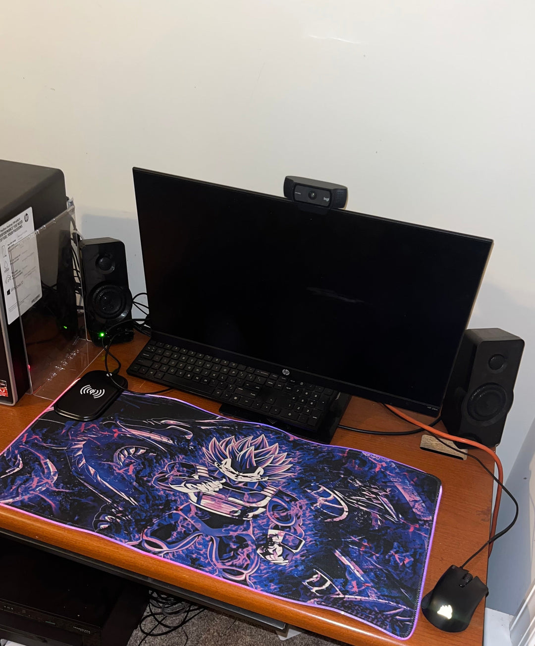 Ultra Ego Vegeta LED Wireless Gaming Mouse Pad